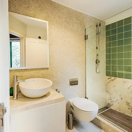 Romantic Gem In Santos *